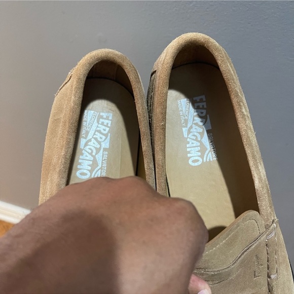 Salvatore Ferragamo FERRO2 Penny Loafers Suede Beige Sz 9 - Picture 2 of 14
